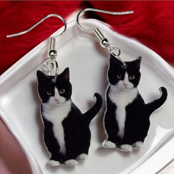 Black Tuxedo Cat 🐈‍⬛ Earrings Animal Dangle Shiny Acrylic Tux Kitty Cute Gift - Picture 9 of 9